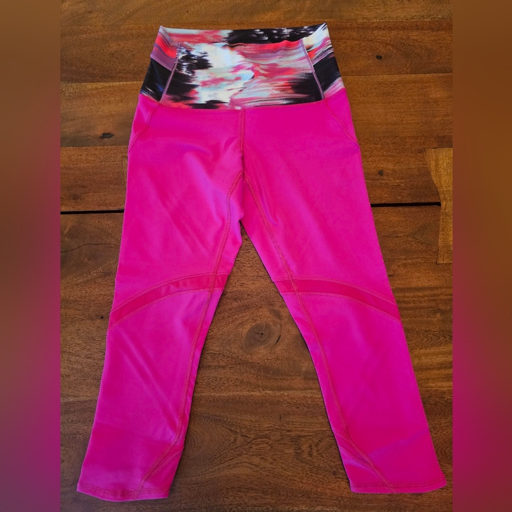 Lululemon Capri pants